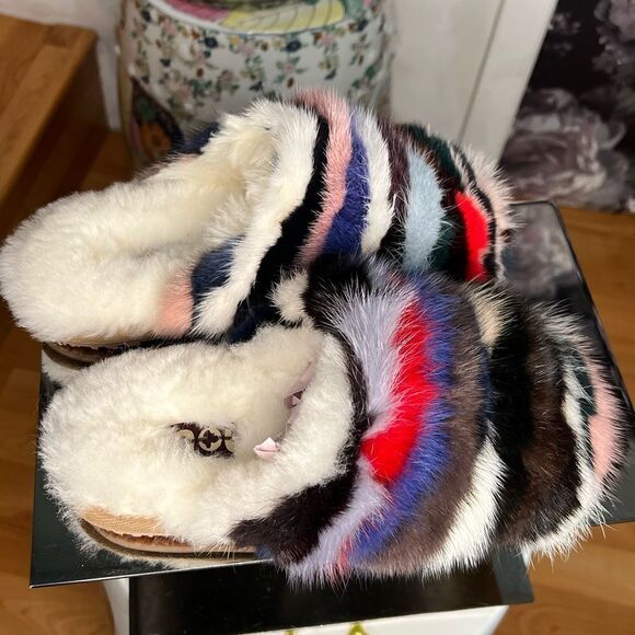 MINKY FUR STRIPY IN ROSE MULTI BY MOU - Picture 4 of 5